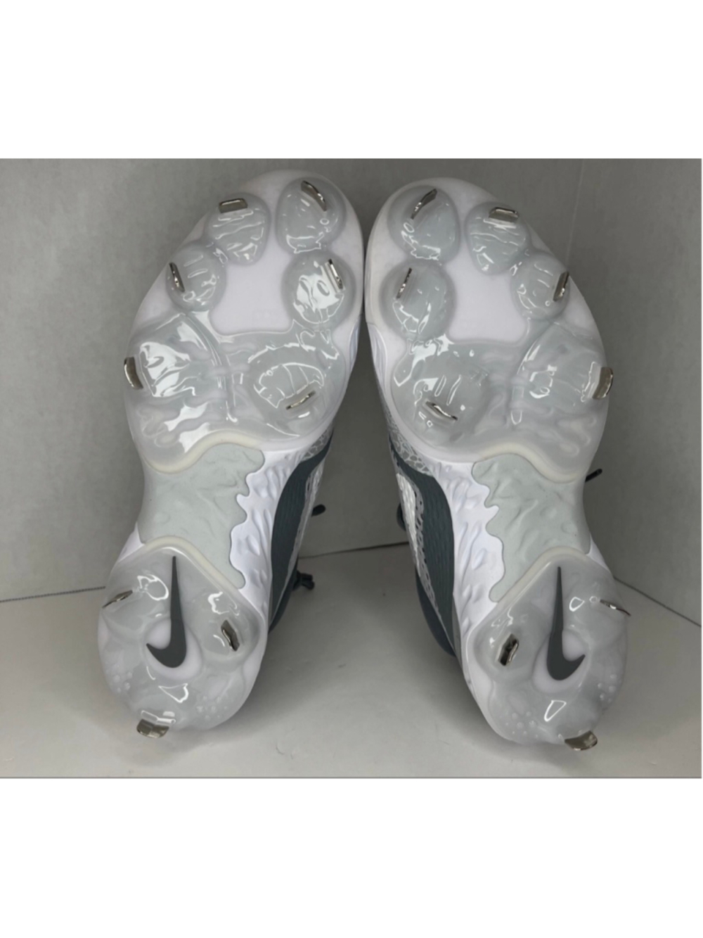 Nike Alpha Huarache Elite 4 Low Baseball Cleats Grey DJ6521-012 Men's Size 10 - Picture 5 of 5